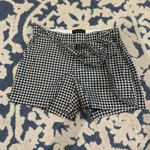 Checkered shorts! Banana Republic! Size 2!